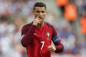 2026国际足联世界杯-新规则催生惊艳回归，阿扎伦卡与湖人共绘未来蓝图